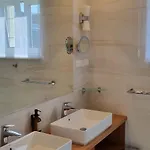 Le Lux Bed & Breakfast Mikołajki
