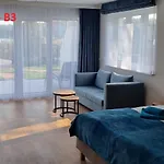Le Lux Bed & Breakfast 4*