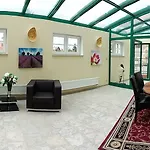 Le Lux فندق مبيت وإفطار