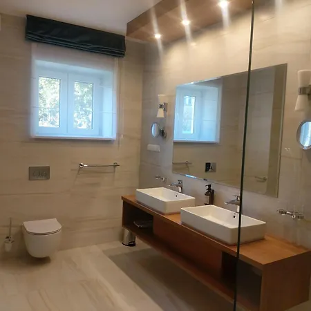 Le Lux Bed and Breakfast Mikołajki