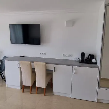Lelux 4*