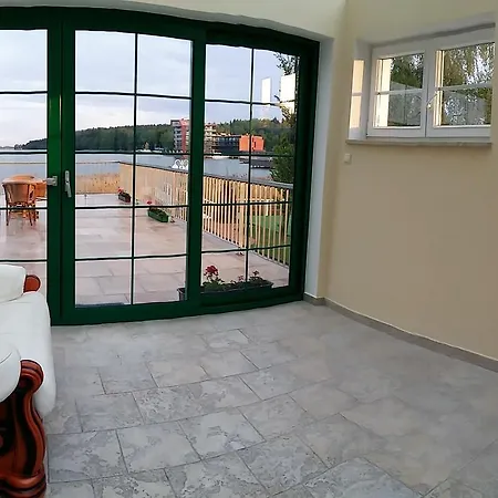 Le Lux Bed & Breakfast