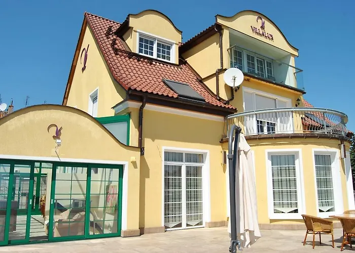 Frühstückspension Le Lux 4*