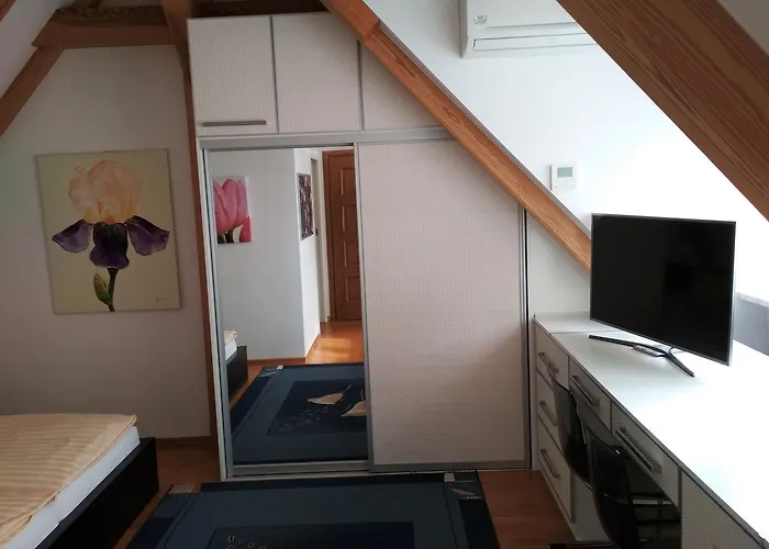 Le Lux Frühstückspension 4*